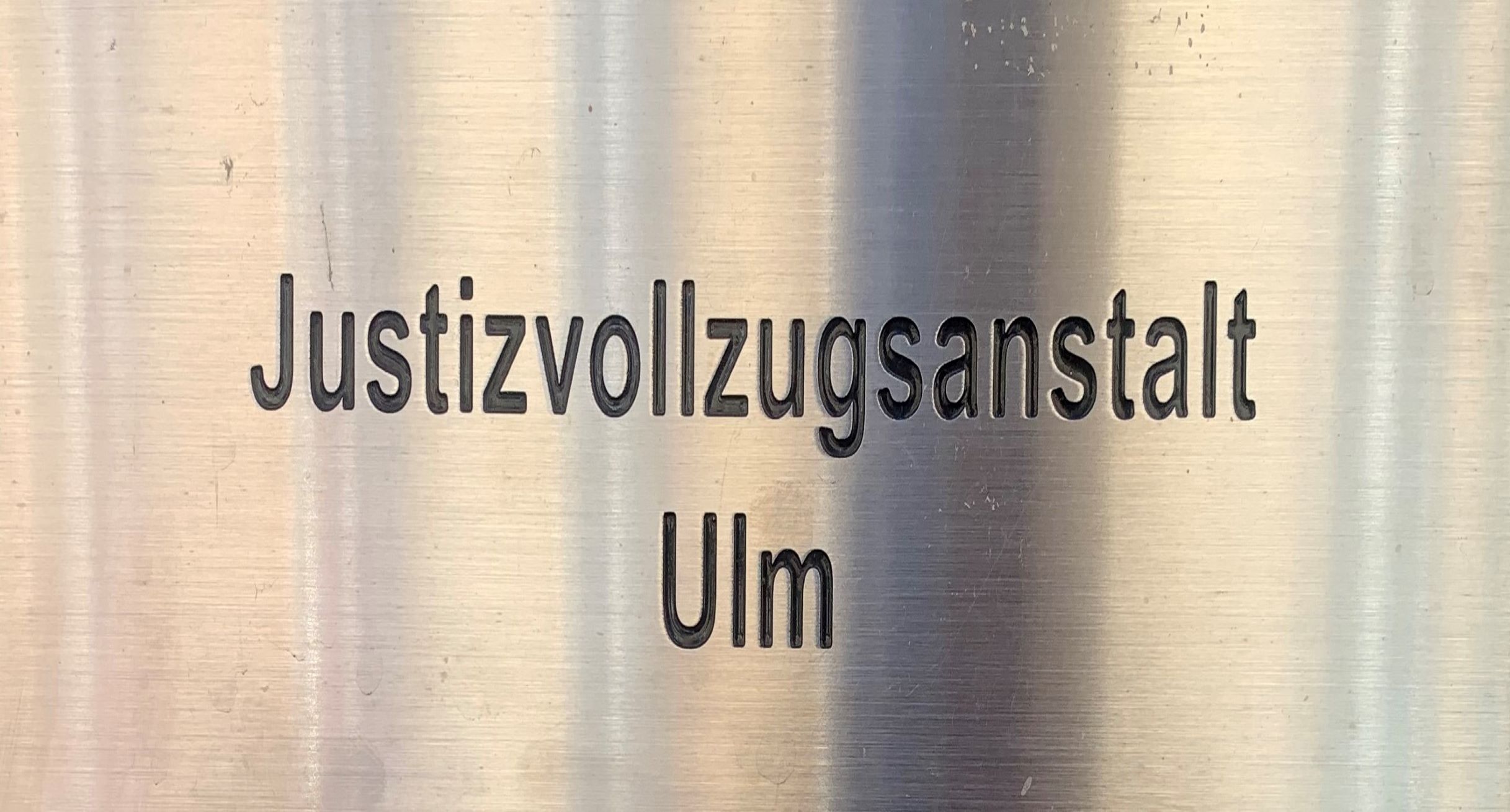 Schild mit dem Schriftzug 